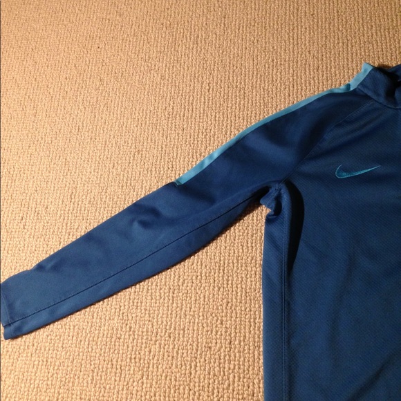 Nike dri fit - Picture 3 of 5